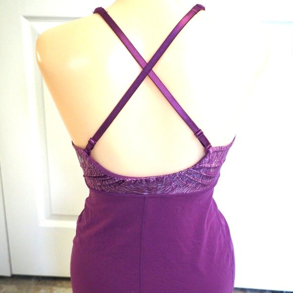 Lululemon Dance Strap Tank Top Color Block V-Neck Scoop Back Purple sz 4 EUC - Picture 9 of 9